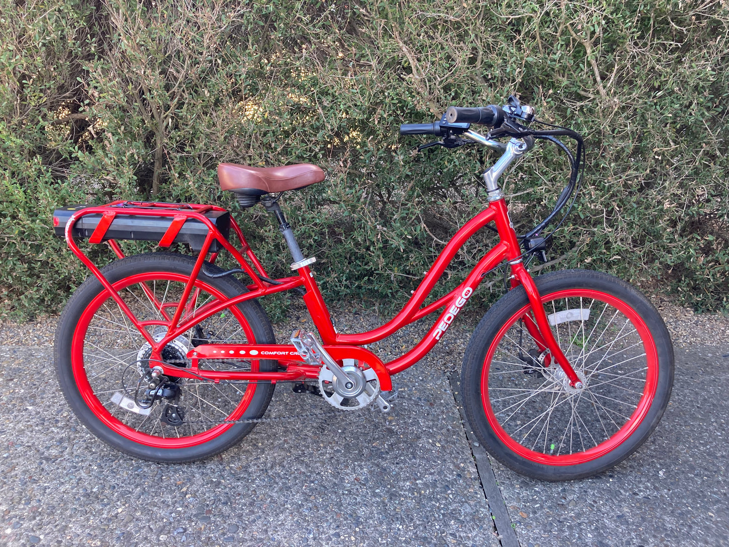 Comfort Cruiser 24" Ruby Red #1246, 350w, 17.5Ah