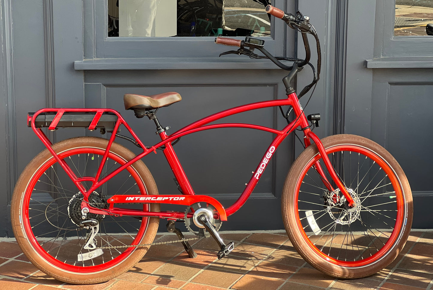 Interceptor 26" Classic Ruby Red #1790, 500w, 15Ah