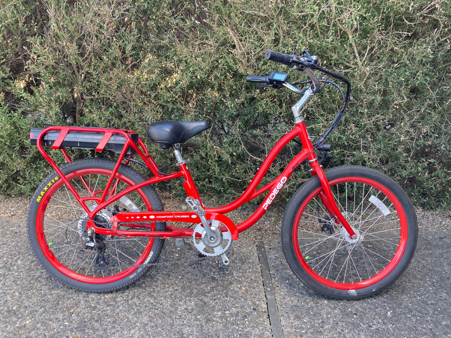 Comfort Cruiser 24" Ruby Red #1892, 350w, 17.5Ah